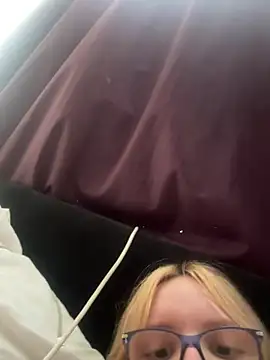lucyyyxoxo online show from 07/29/26, 02:15