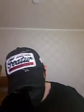 TYYUIOE3 online show from 06/11/26, 03:10