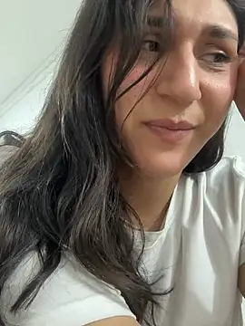 AryloverX online show from 07/18/26, 09:07