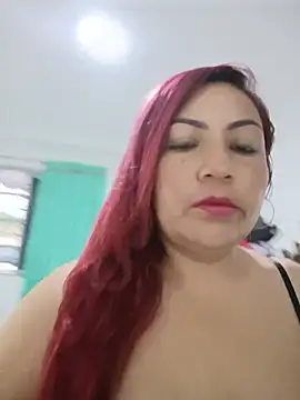 Snapshot of Agata_Traviesa chatting on 06/09/26, 10:49 Agata Traviesa online show from 06/09/26, 10:49