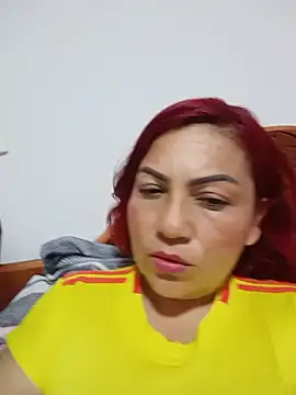 Agata Traviesa online show from 06/24/26, 04:00