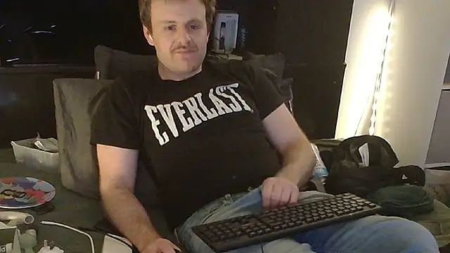 kinkyboipig online show from 07/31/26, 08:52