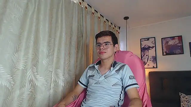 Snapshot of jack__tomas chatting on 06/12/26, 06:18 jack tomas online show from 06/12/26, 06:18