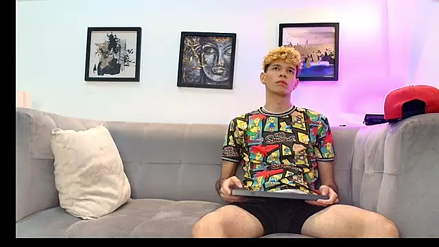 Hot skinny guys online show from 06/17/26, 07:59