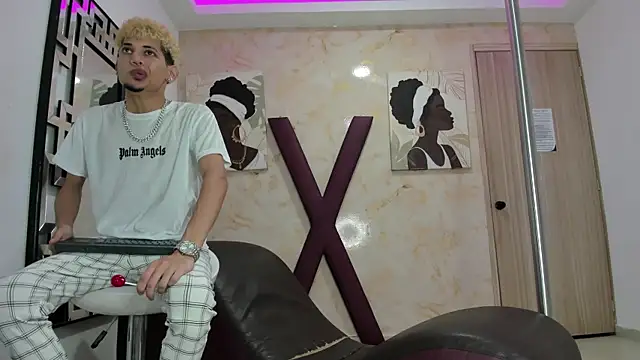 Hot skinny guys online show from 07/07/26, 07:40