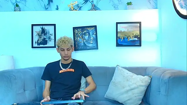 Hot skinny guys online show from 07/26/26, 01:36