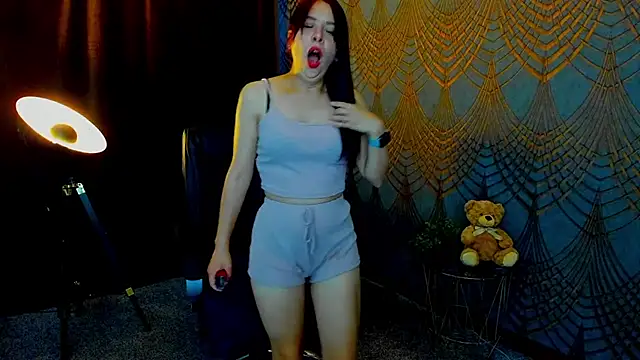 Livia Shy online show from 06/09/26, 07:09
