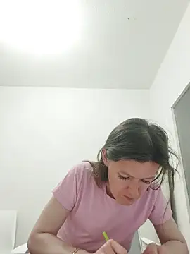 Snapshot of _COVID-19_ chatting on 06/11/26, 11:25 COVID-19 online show from 06/11/26, 11:25