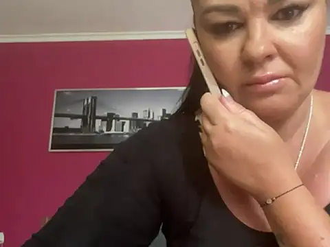 SecretLia69 online show from 06/11/26, 06:44