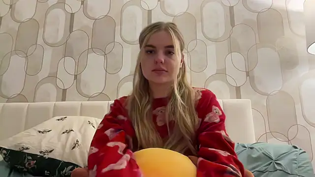 Lilyswlrdxo online show from 06/10/26, 11:46