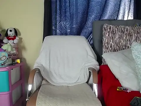ivi queen online show from 06/29/26, 10:32
