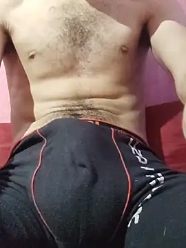 halim Hott online show from 06/12/26, 03:55