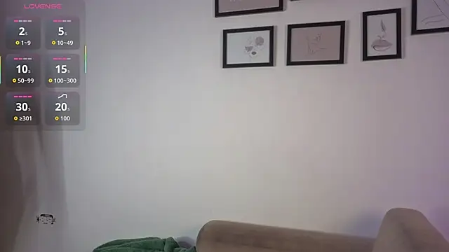 Snapshot of Pamela_tomas chatting on 06/13/26, 01:31 Pamela tomas online show from 06/13/26, 01:31