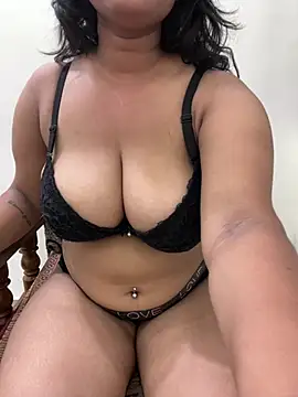 Nottyy Bella  online show from 06/30/26, 04:57