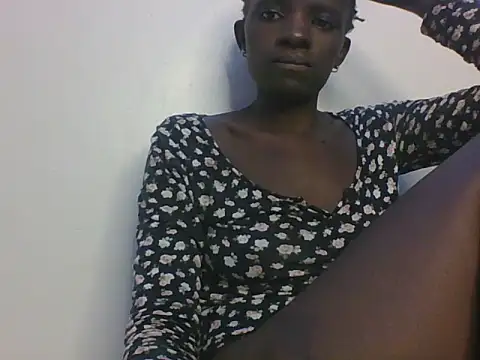 ebonypetite2 online show from 06/24/26, 03:33