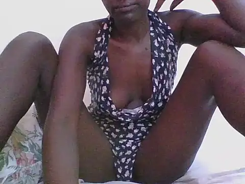 ebonypetite2 online show from 07/28/26, 12:48