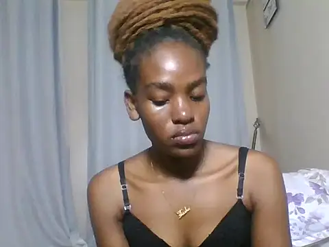 Lola Allure online show from 06/13/26, 06:44