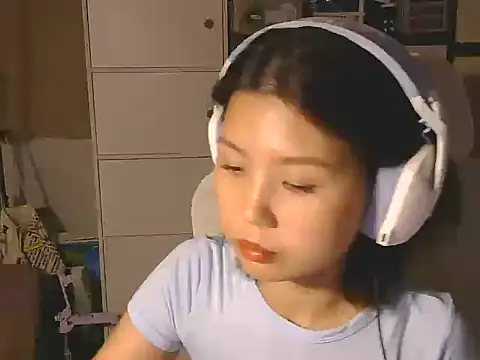 Snapshot of urgrl_portia chatting on 06/11/26, 11:19 urgrl portia online show from 06/11/26, 11:19