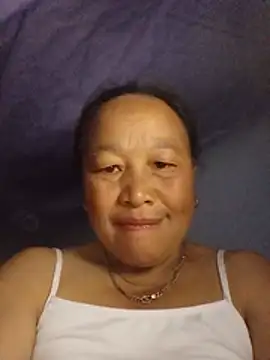 Snapshot of lylylai chatting on 06/11/26, 09:13 lylylai online show from 06/11/26, 09:13