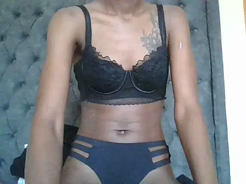 Snapshot of dee_ass chatting on 08/04/26, 10:40 dee ass online show from 08/04/26, 10:40