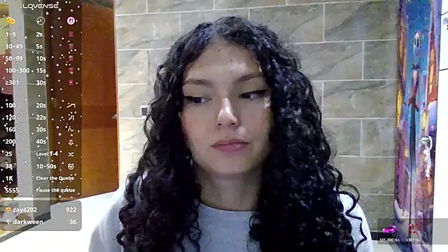 Diamond Curls online show from 07/28/26, 06:20