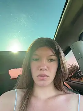 girl-Emily online show from 06/29/26, 04:41