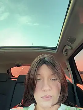 girl-Emily online show from 07/31/26, 04:23