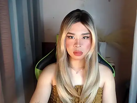 Horny HoneyX online show from 07/28/26, 10:54