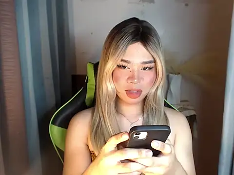 Horny HoneyX online show from 07/28/26, 11:17