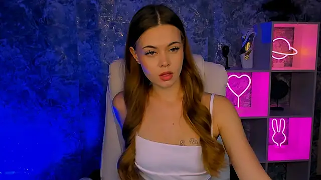 Snapshot of liora_wisp chatting on 06/12/26, 04:28 liora wisp online show from 06/12/26, 04:28