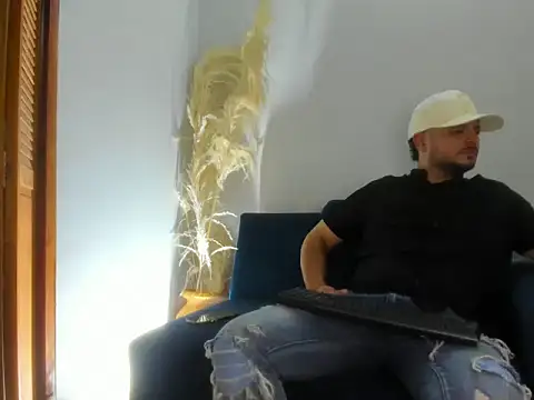 jeann alexx online show from 06/24/26, 02:21