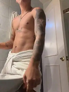 liam colton online show from 06/11/26, 03:59