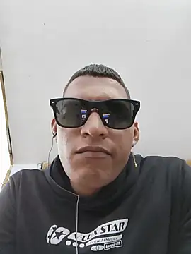 Juniorluzardo online show from 07/10/26, 05:37