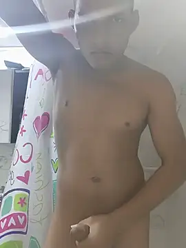 Juniorluzardo online show from 07/29/26, 08:29