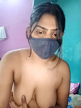 Snapshot of Model-031 chatting on 06/12/26, 08:35 Model-031 online show from 06/12/26, 08:35