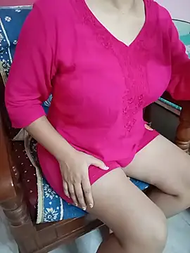 divya-222 online show from 06/18/26, 03:16