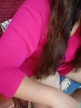 divya-222 online show from 06/28/26, 04:57