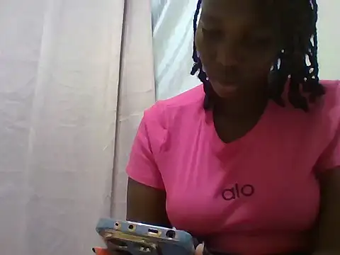 Snapshot of Asha4u chatting on 06/11/26, 07:34 Asha4u online show from 06/11/26, 07:34