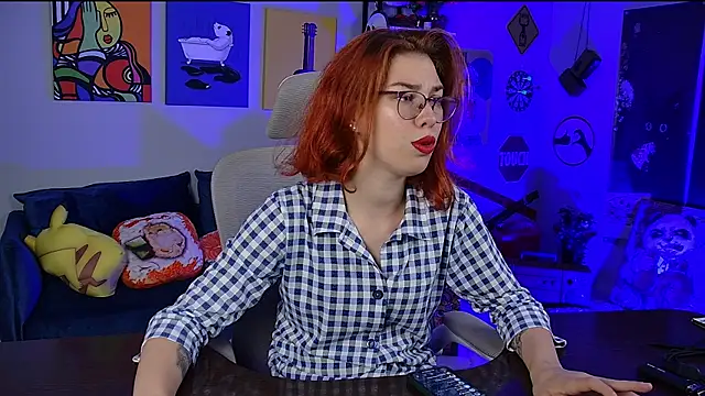 SeraphineDuskryn online show from 07/18/26, 05:06