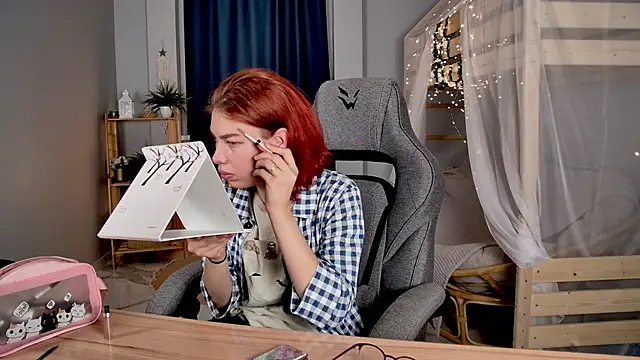 SeraphineDuskryn online show from 07/21/26, 08:49