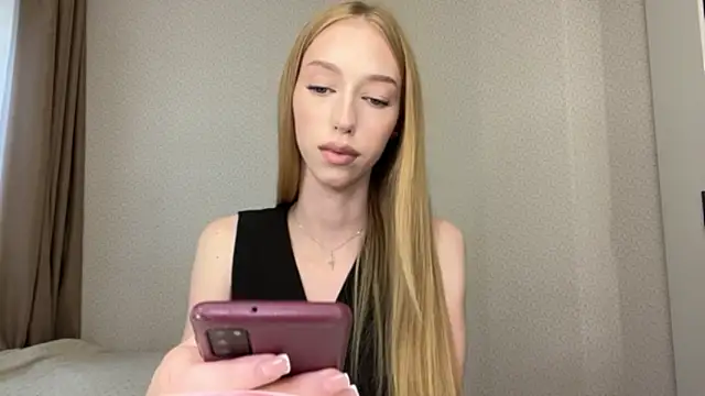 TraceyHowey online show from 07/28/26, 12:48
