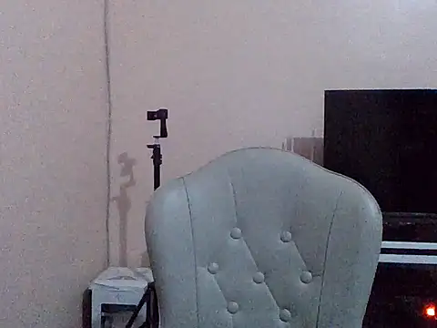 Snapshot of Sweet-Glam chatting on 06/12/26, 05:12 Sweet-Glam online show from 06/12/26, 05:12