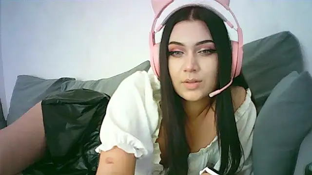 LolaBunnytx online show from 06/16/26, 11:46