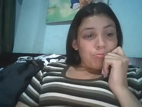 Snapshot of Arletrose_ chatting on 07/29/26, 11:36 Arletrose online show from 07/29/26, 11:36