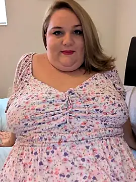 Jonesinjil online show from 07/15/26, 04:01