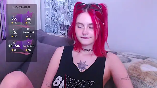 ScarlettAw online show from 06/18/26, 08:14