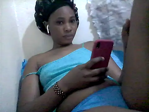 Snapshot of Afrikanshe chatting on 06/13/26, 09:07 Afrikanshe online show from 06/13/26, 09:07