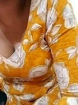 Hot Radhika1 online show from 07/05/26, 10:44