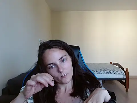 OliviaTheS online show from 06/18/26, 03:16