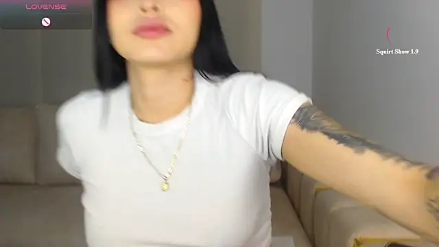 linda-es online show from 07/13/26, 07:55